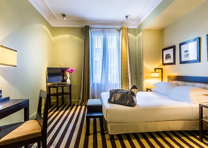 Hotel Duret Paris Champs Elysées