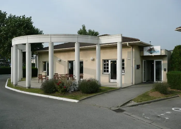 Logis Hotel & Restaurant & Bar Le Cottage Calais