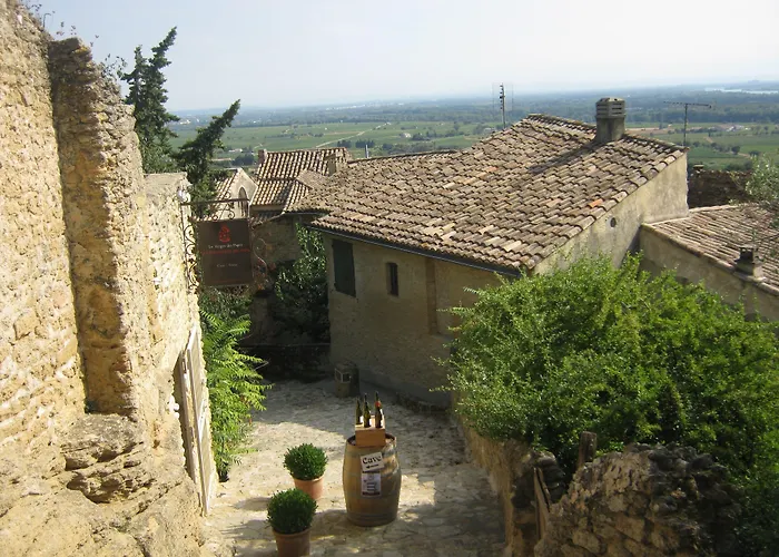 Logis Auberge De Tavel