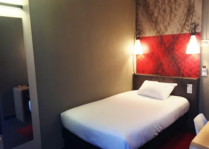 Hotel ibis Clichy Centre Mairie