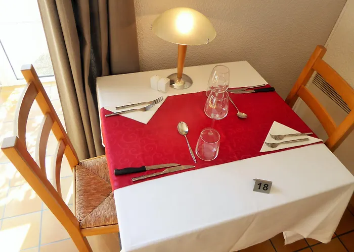 Hôtel Eco Relais - Pau Nord Lons