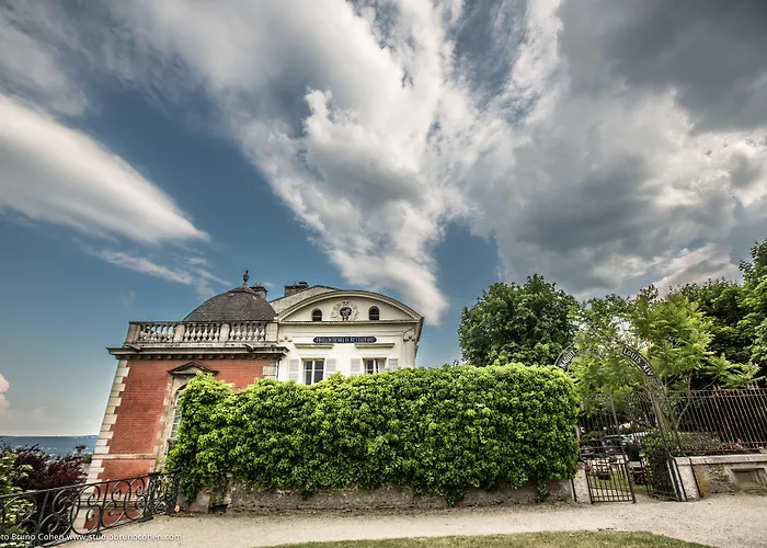 Saint-Germain-en-Laye Hotels