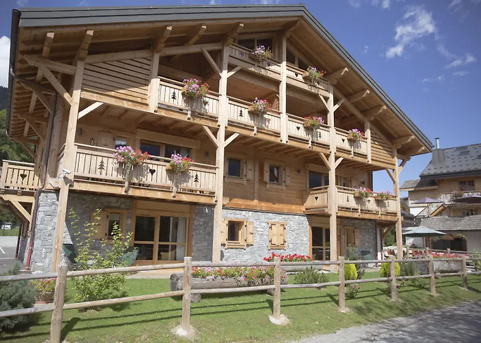 Praz-sur-Arly Hotels