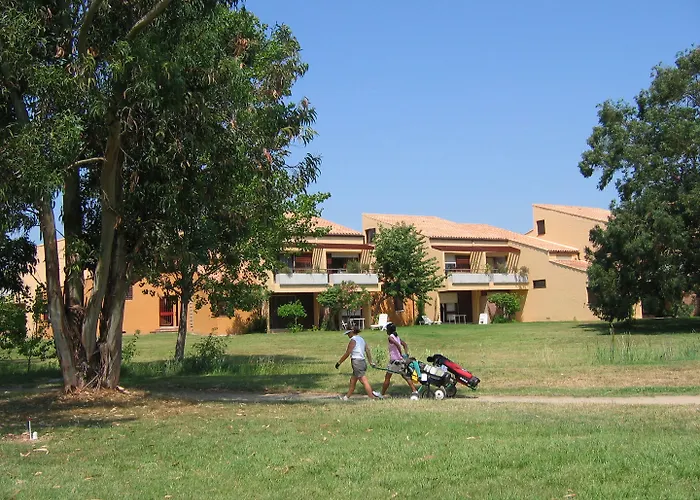 Lagrange Vacances Résidence du Golf Saint-Cyprien 