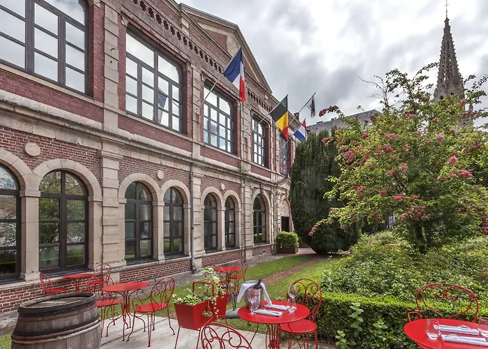 Montreuil (Pas-de-Calais) Hotels
