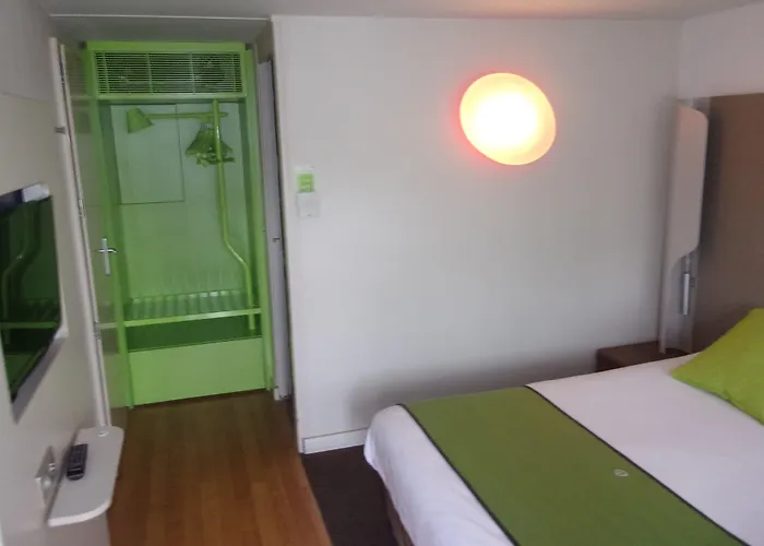 Chantilly Hotels