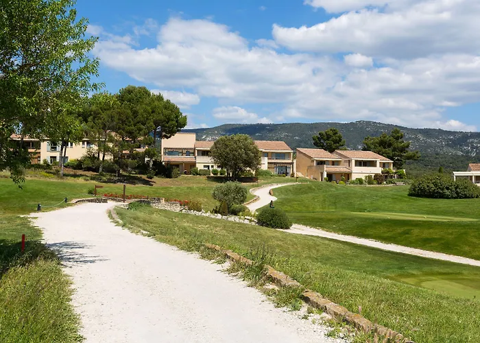 Madame Vacances Résidence Provence Country Club Saumane-de-Vaucluse