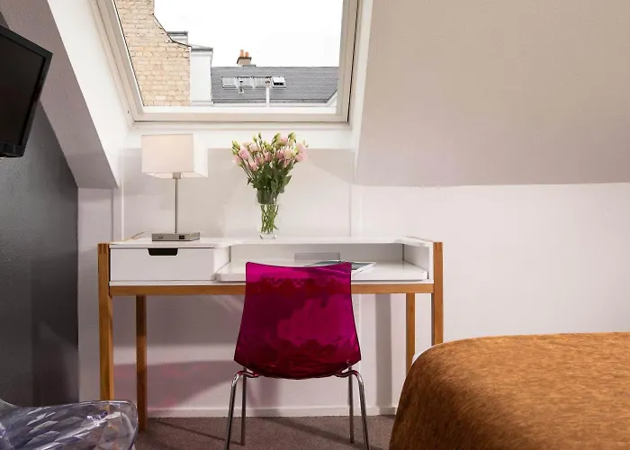 Le Hameau De Passy Hotel Parijs