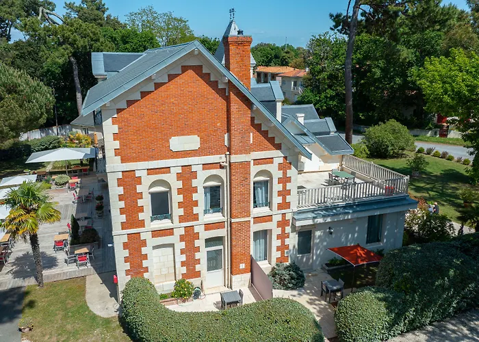 Hôtel The Originals Résidence de Rohan  Vaux-sur-Mer