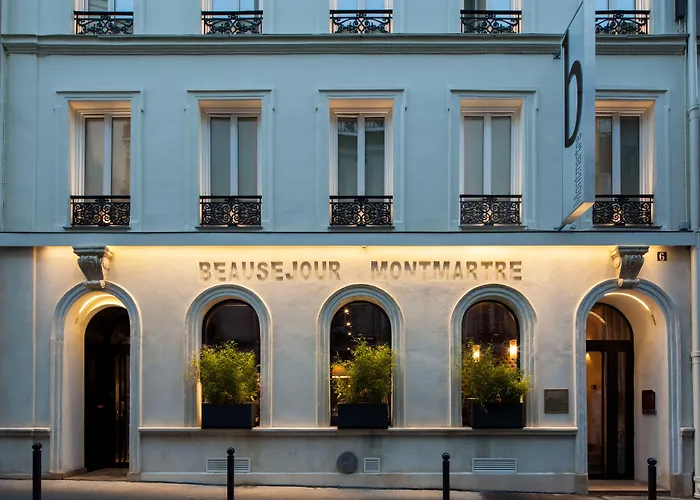B Montmartre Hotel Paris