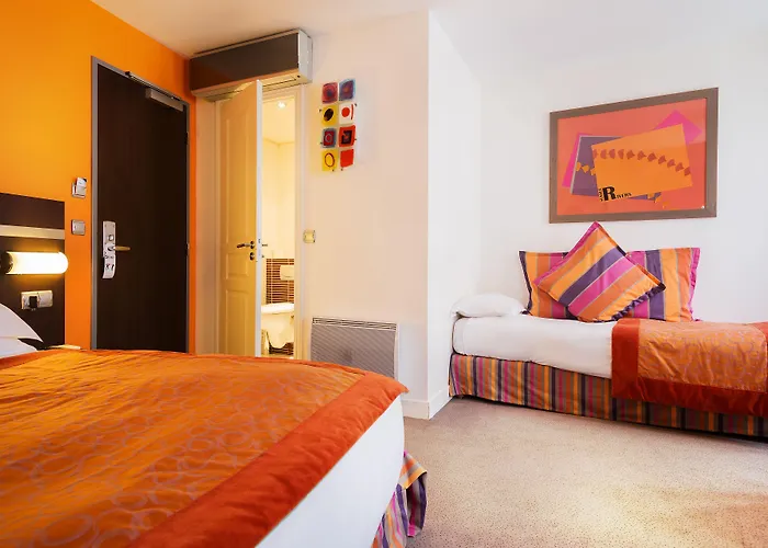 Hotel Arc De Triomphe Paris
