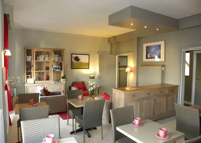 Hotel Mondial Tours