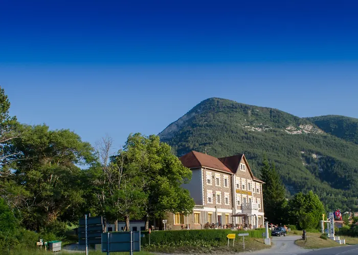 Hôtel Lac Et Forêt Saint-André-les-Alpes