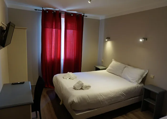Le Bistrot D'Orange Hotel