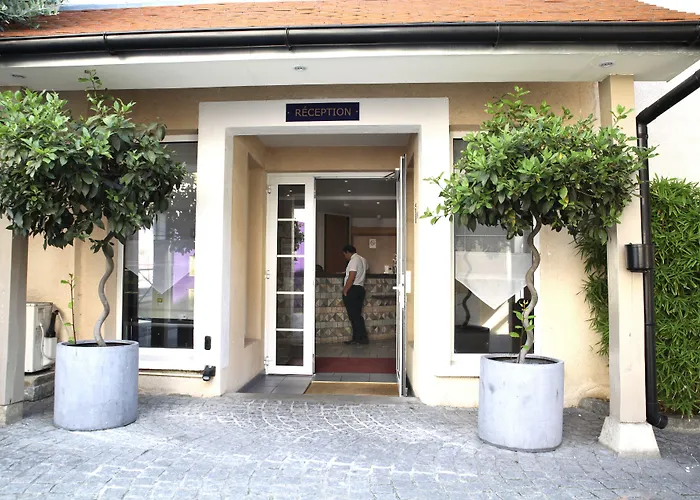 Aparthotel La Ferme Des Barmonts à Villejuif
