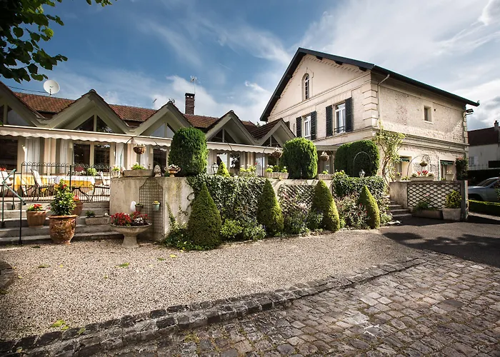 Hôtels à Orry-La-Ville