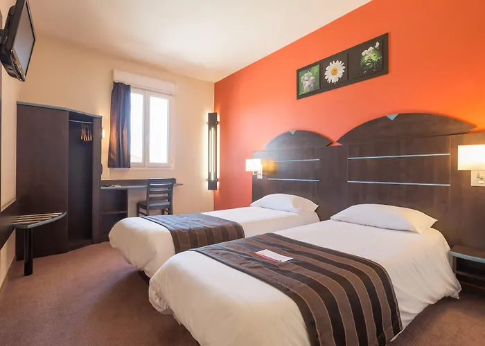 Castelculier Hotels