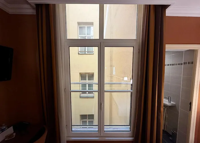 Hotel 85 Saint Honore Parigi