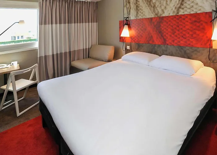 Ibis Villefranche Sur Saone Limas