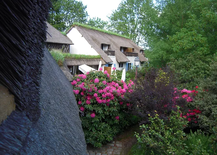 Campigny (Eure) Hotels