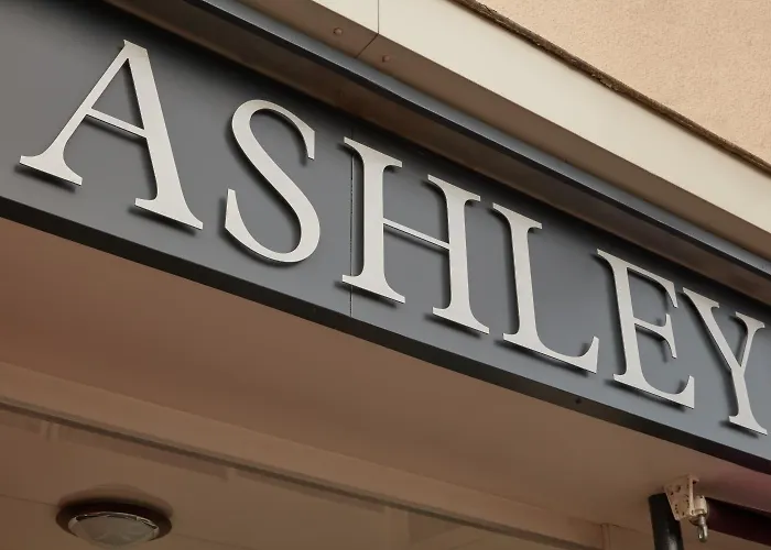 Ashley Hotel Le Mans Centre Gare