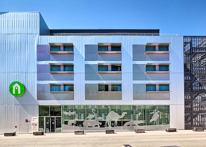 Hotel Campanile PRIME - La Roche Sur Yon Centre Gare