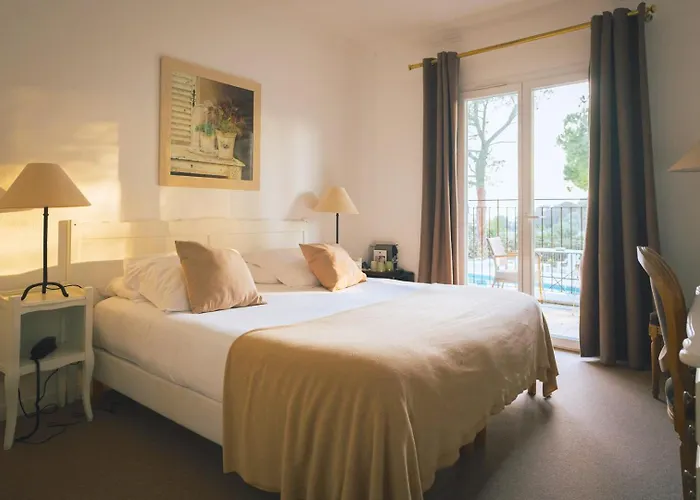 Colomars Hotels