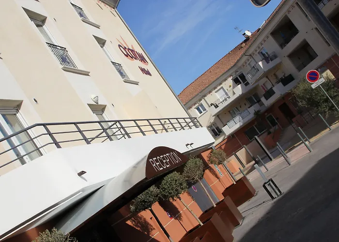 The Originals Boutique, Hotel l'Occitan, Aubagne La Destrousse