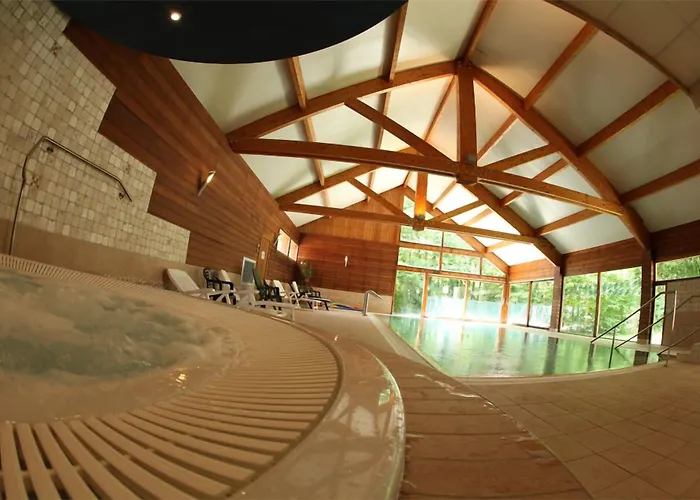 Logis Hôtel Le Bois Dormant-Hôtel Restaurant&Spa Champagnole