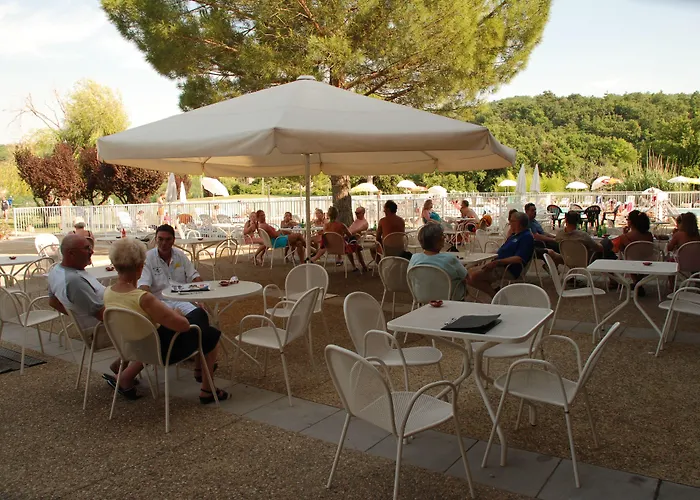 ULVF Hôtel Castel Luberon Apt
