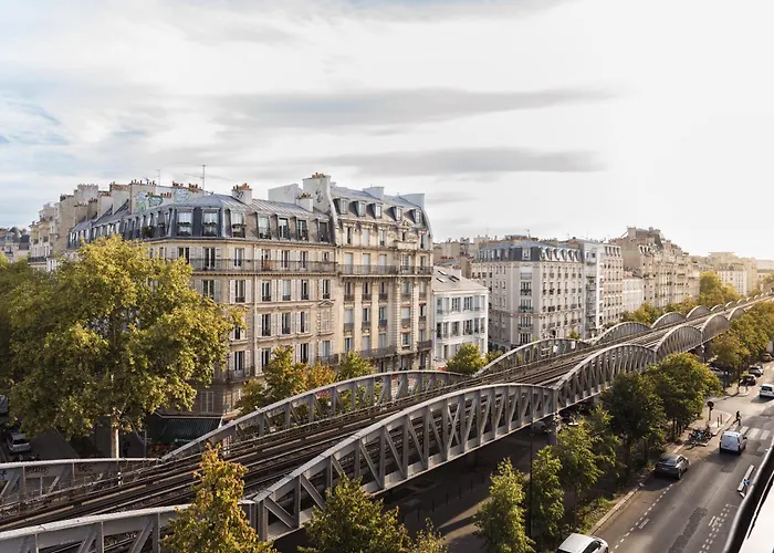 Hotel Eiffel Segur Paris