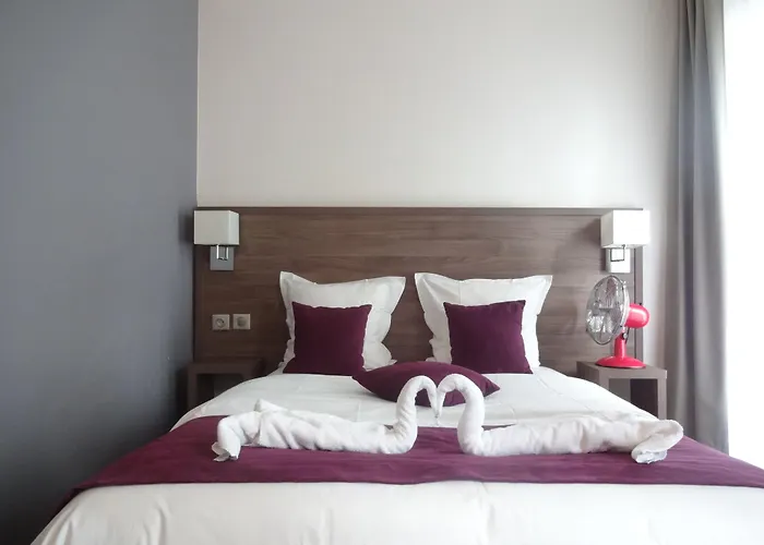 Hotel La Perle Montparnasse Paris
