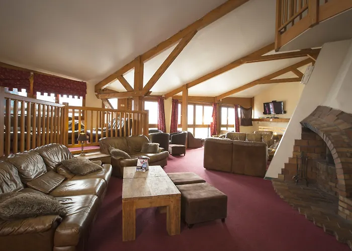 La Tania Hotels
