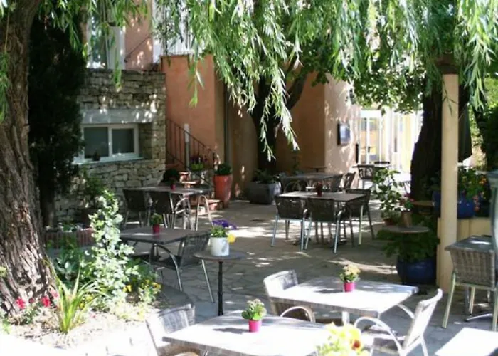 Hôtels à Viviers
