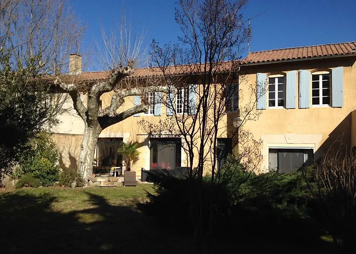 Clos St Pierre De Fraisse Avignone