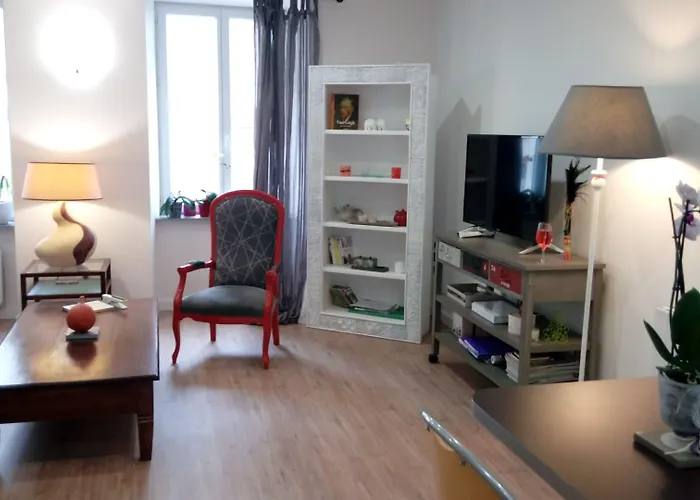 Les Chambres Hautes d'Anastasia Rodez