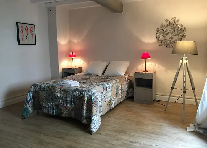 Les Angelots Bed & Breakfast Condom