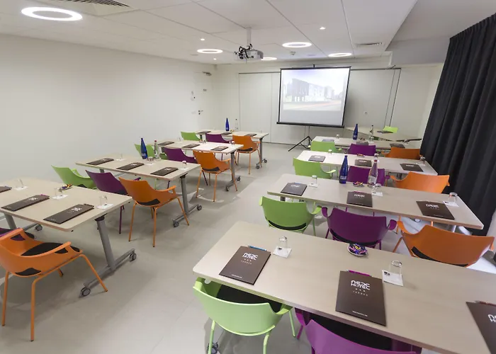 Hotel Le Nex2 Tarbes
