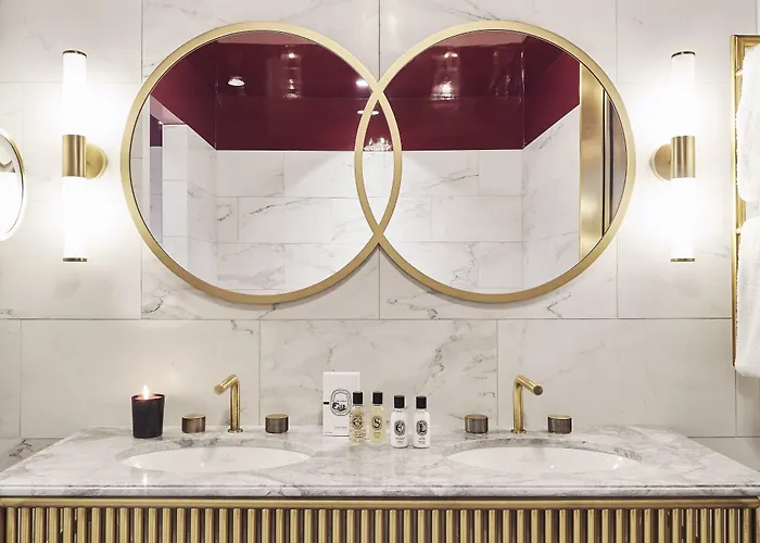 Grand Powers Hotel Paris