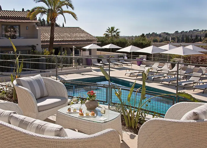 Hotel La Bastide De Biot
