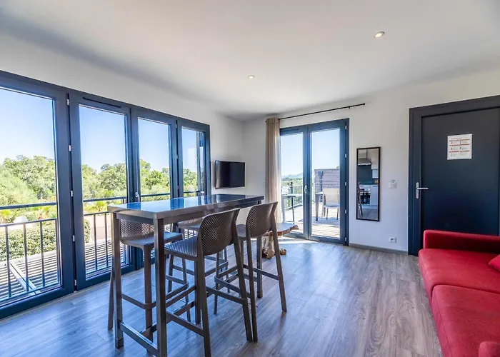 Résidence Pierre&Vacances Premium Les Terrasses d'Arsella Porto-Vecchio 