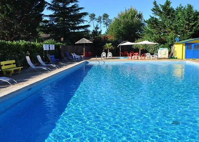 CLUB ATLANTIQUE - Chambres pour 2 personnes - Bar Snack Piscine - Lit-et-Mixe