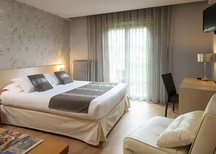 Hotel La Chaumiere Quillan