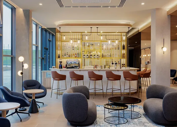 Courtyard By Marriott Paris Charles De Gaulle Central Airport Roissy-en-France
