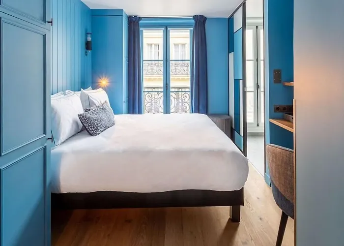 Bonsoir Madame Hotel Paris
