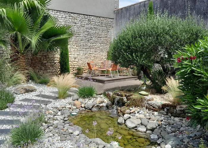 Hôtel Restaurant Le Commerce Saujon
