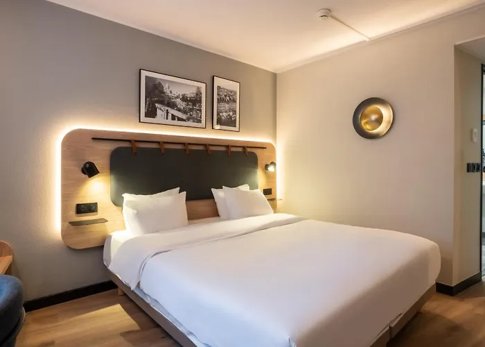 Hotel Campanile Prime - Suresnes - La Defense