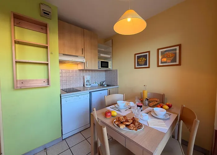 Lagrange Grand Bleu Vacances – Résidence Le Village des Aloès Cerbère