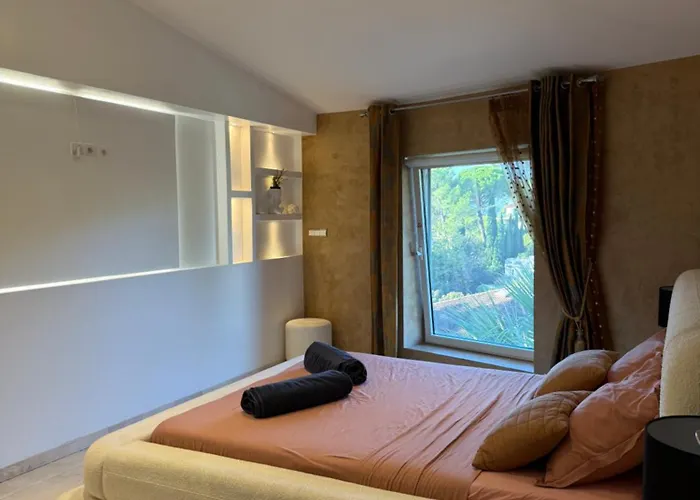 Villa St Jean SUITE Romantique La Ciotat