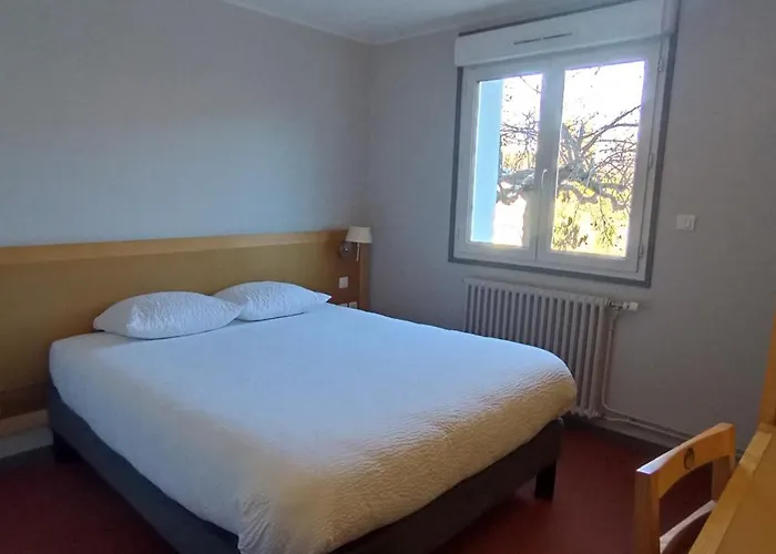 Hotel le Cygne Yssingeaux